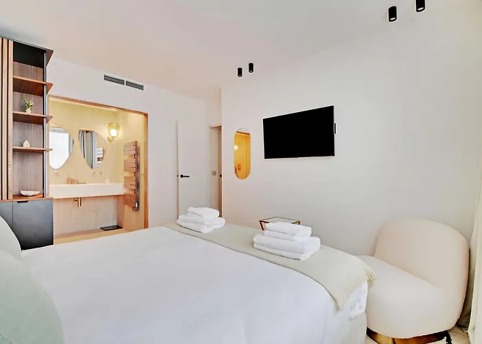 Appartamento Elegant - 3br 8p - Arc De Triomphe *